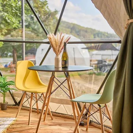 Роскошный шатер Glamping